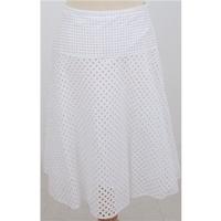 NWOT M&S Collection, size 8 white cut out design skirt