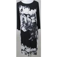 NWOT M&S, size 8 black & cream flower print dress
