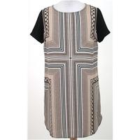 NWOT M&S size 8 stone & black patterned dress