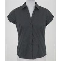 NWOT M&S size 8 black & white polka dot short sleeved shirt