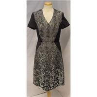 nwot speziale per una size 8 blackwhite calf length dress