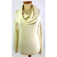 NWOT M&S, size 8 cream cashmere sweater