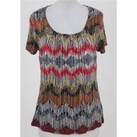 nwot ms size 8 black red mix patterned top