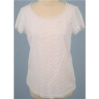 NWOT M&S Size 8, White T-shirt