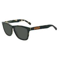 Oakley Sunglasses OO2043 GLOBAL FROGSKIN LX 204313