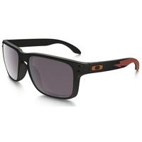 Oakley Sunglasses OO9102 HOLBROOK Polarized 9102B2