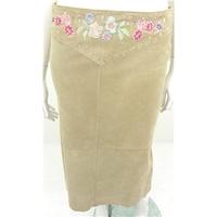 Oasis Size 8 Cream Suede Skirt With Multicoloured Floral Embroidered Detailing