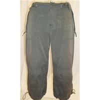 Oasis Size 14 Khaki 3/4 Length Trousers