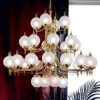 Objekt Chandelier with Style 32 Bulbs