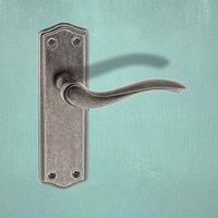 oe178lds warwick old english lever on backplate latch distressed silve ...
