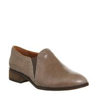 Office Pace Double Gusset Western Shoe TAUPE LEATHER