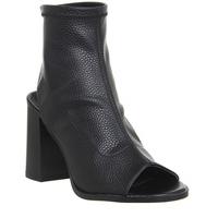 office jaybird stretch cut out boot black