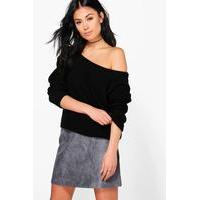 Off The Shoulder Jumper - black