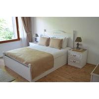 Old Town Deluxe Flats