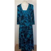 Olsen Size 10 Green and Dark Blue Printed Dress