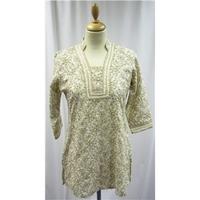 olay size large cream and light brown long top tunic