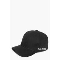 On Fleek Slogan Cap - black