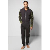 Onesie With Camo Sleeve - black