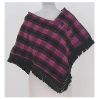 One size, purple and black checked poncho
