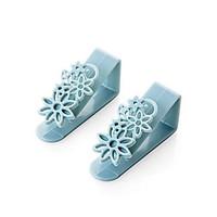 Openwork Pattern Multifunction Kitchen Car Hook(Random Color)