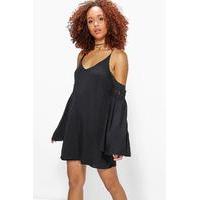 Open Shoulder Trim Sleeve Swing Dress - black