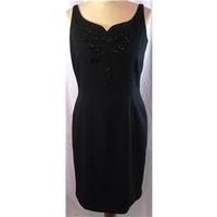 Opera Size 12 Black Short Dress Unbranded - Size: 12 - Black - Evening dress