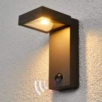 Outdoor wall lamp Toska with LEDs and sensor