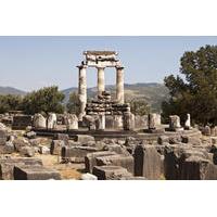 Overnight Delphi and Meteora Tour from Athens with Spanish-Speaking Guide