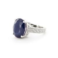 oval cut sapphire ring in 9ct white gold