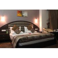 OYO Premium Dwarka Sector 7