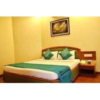 OYO Premium Nath Mandir South Tu...