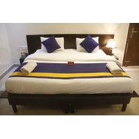 OYO Rooms Noida City Centre 208