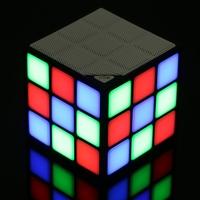 P1 Cube Bluetooth Speaker Portable LED RGB Light Wireless Speakers with Microphone Hands-free Function TF Card for iPhone 6S 6S Plus Smartphone