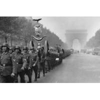 Paris 3-Hour WWII Historic Discovery Tour