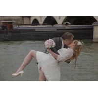 Paris Eiffel Tower Wedding Vows Renewal Ceremony with Photoshoot