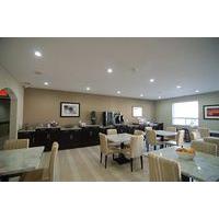 Paradise Inn and Suites Redwater