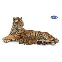 papo lying nursing tigress figurine