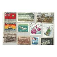 Packet - 100 x Stamps - Canada