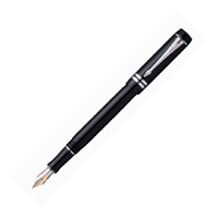 parker duofold international black platinum fountain pen