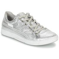 Pataugas JOIA/S F2C women\'s Shoes (Trainers) in Silver