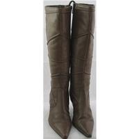 Pavacini, size 6.5/40 light brown knee high boots