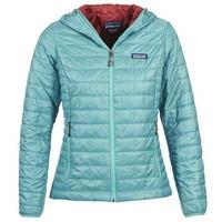 Patagonia W\'S NANO PUFF HOODY women\'s Jacket in blue