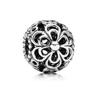 pandora picking daisies charm