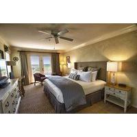 Pelican Inn & Suites