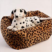 Pet supplies manufacturers selling sugar leopard grain square teddy dog kennel autumn winter warm pet Waterloo three-piece suit