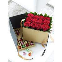 Personalised Rose and Chocolates Gift Box