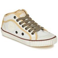 Pepe jeans INDUSTRY women\'s Shoes (Trainers) in BEIGE