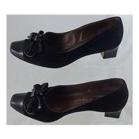 Peter Kaiser Suede/Black Patent Court Shoes, Size 3 Boxed
