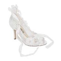 perfect hand crafted lace peep toe