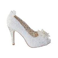 perfect vintage inspired lace shoe